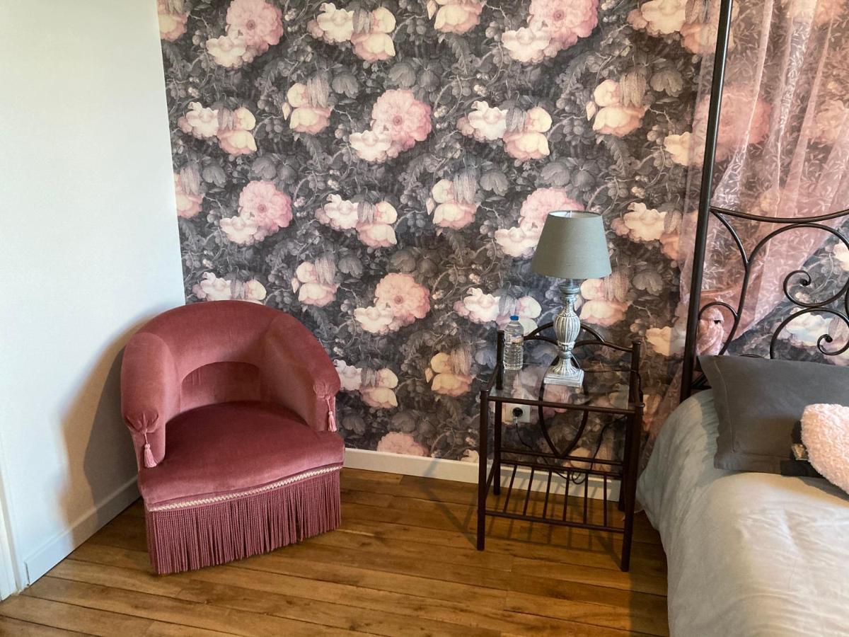 Chateau De La Bouchatte Chambre Les Roses Chazemais Bagian luar foto